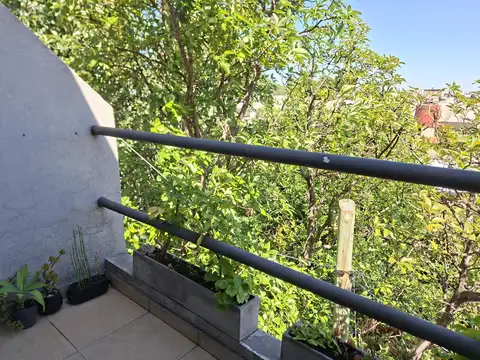 VENTA DE DEPARTAMENTO DE 2 AMBIENTES CON BALCON EN RAMOS MEJIA SUR