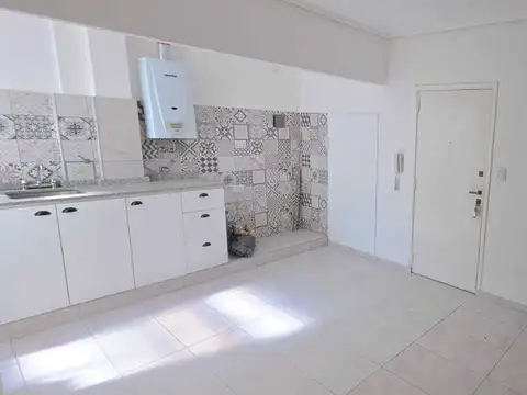 Departamento  3 ambientes con cochera en Venta en Ramos Mejía, La Matanza, G.B.A. Zona Oeste