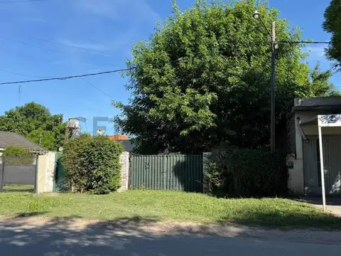 Casa en Venta -Calle 46 e/ 196 y 197 - Lisandro Olmos - La Plata