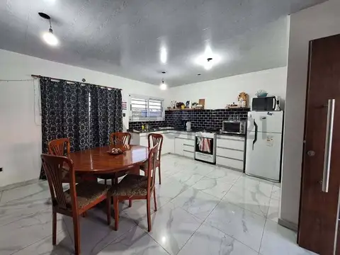 Florencio Varela 2600, Piso 0