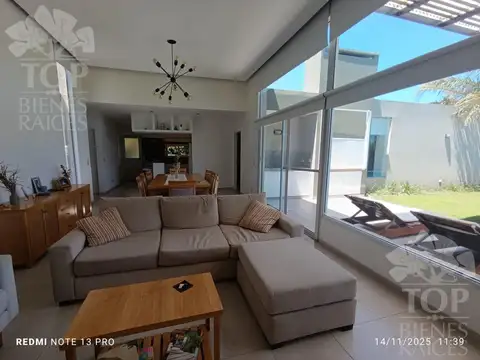 Casa en Venta al Este