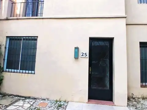 Oficina en Alquiler en Martínez, USD 800