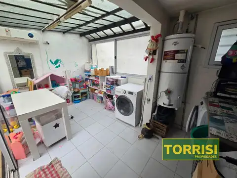 Depto Tipo Casa en Venta de 2 dormitorios