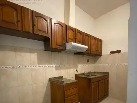 Depto Tipo Casa en Alquiler de 2 dormitorios