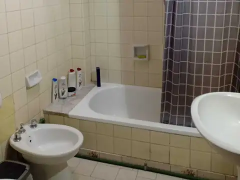 Casa en Venta en La Plata [Cod: ]