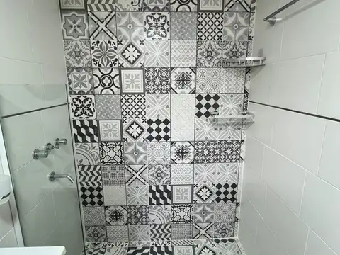 Impecable monoambiente full equipado y luminoso . Excelente ubicacion: Pedernera 279, Lomas de Zamora