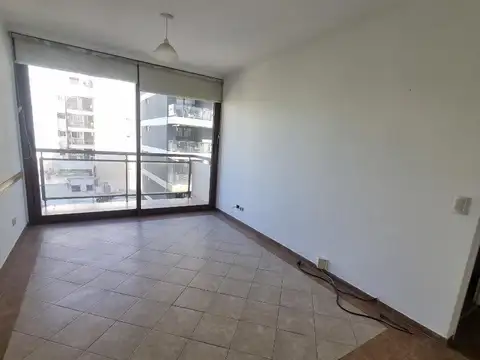 Av. Montes De Oca 200, Piso 7