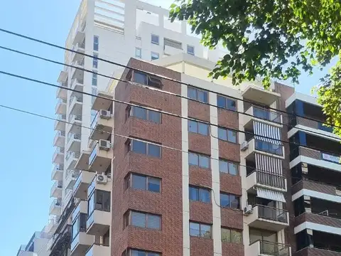 2 AMBIENTES - FTE- BALCÓN -LUMINOSO - IMPECABLE-S/ M. DE OCA