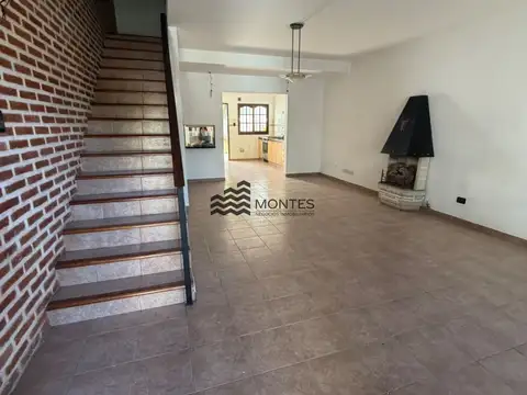 Depto Tipo Casa en Venta de 4 ambientes