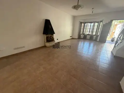 Depto Tipo Casa en Venta de 3 dormitorios