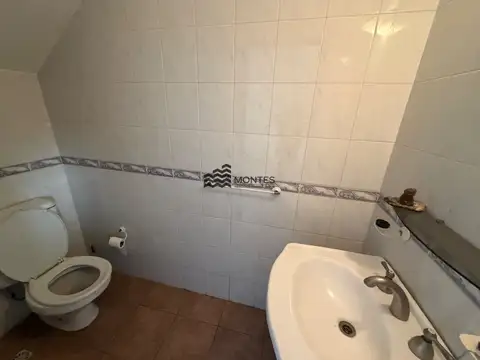 Depto Tipo Casa en Venta en Villa Luzuriaga, USD 150.000
