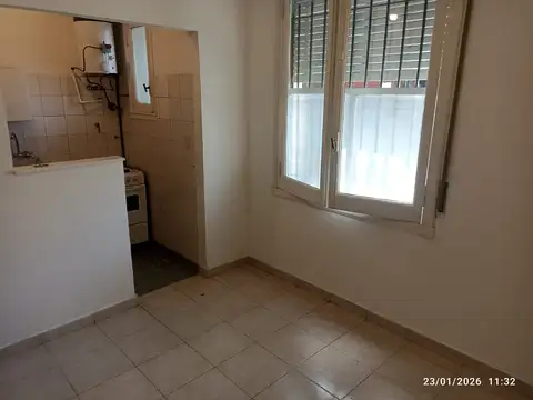 Excelente dpto 2 amb!