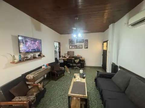 Depto Tipo Casa en Venta en Ramos Mejía Sur, USD 60.000