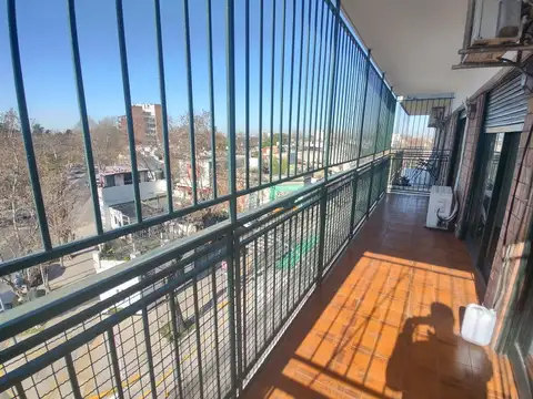 CÓMODO 3 AMB (76m²) CON VISTA PANORÁMICA Y BAJAS EXPENSAS- Rodó 4300