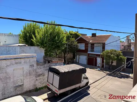 Depto Tipo Casa en Venta en Ramos Mejia, USD 75.000