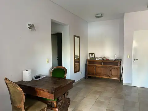 Departamento en Venta en Adrogue, USD 170.000