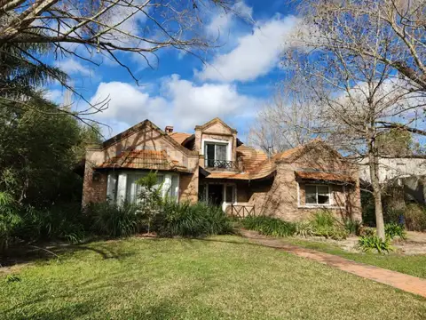 ALQUILER EN BARRIO LA CELINA - MASCHWITZ