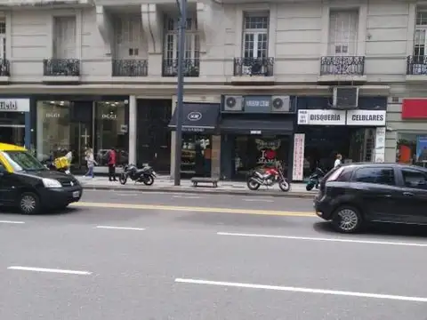 Local en Alquiler en Recoleta, $ 2.500.000