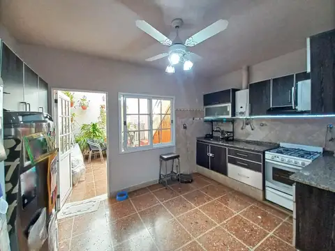 Depto Tipo Casa en Venta de 3 ambientes