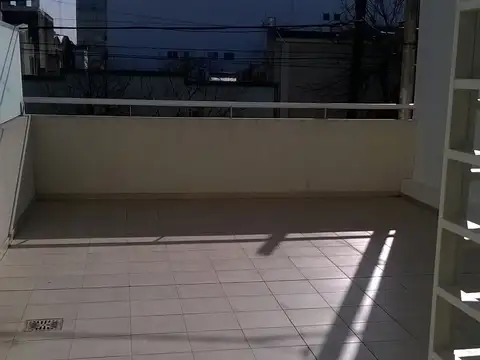 Jerónimo Cortes 700, Piso 1