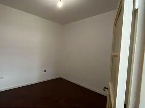 Depto Tipo Casa en Venta 60 años