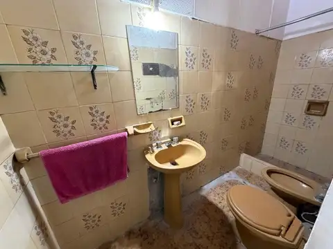 Depto Tipo Casa en Venta en Villa Dominico, USD 31.000