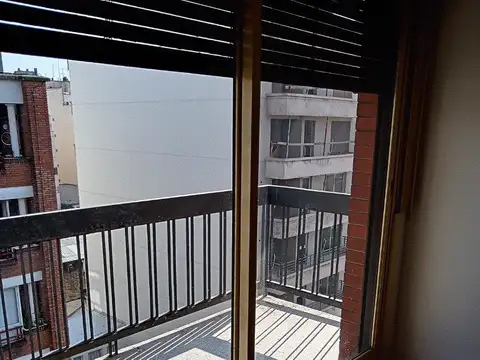 Departamento en Alquiler en Flores, $ 500.000