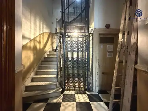 Departamento 6 ambientes con 2 baños