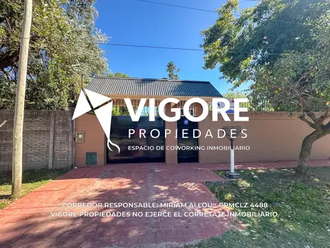 CASA QUINTA EN VENTA EN MONTE GRANDE | AMPLIO LOTE DE 682 M² | PILETA CLIMATIZADA. APTO CREDITO