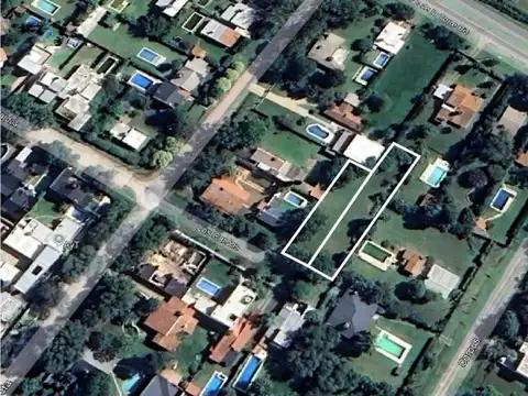 Terreno en Venta 41  mts Fondo