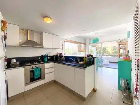 Departamento 5 ambientes con 2 baños