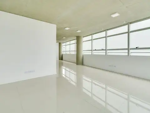 Oficina en Venta al Oeste