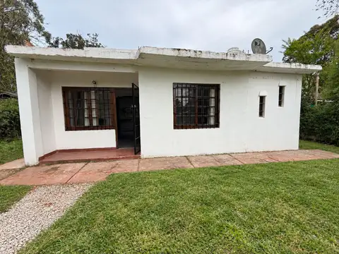 VENTA - Casa 2 dorm. con gran terreno - Las Dalias