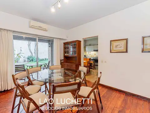 Casa 6 ambientes con 4 baños