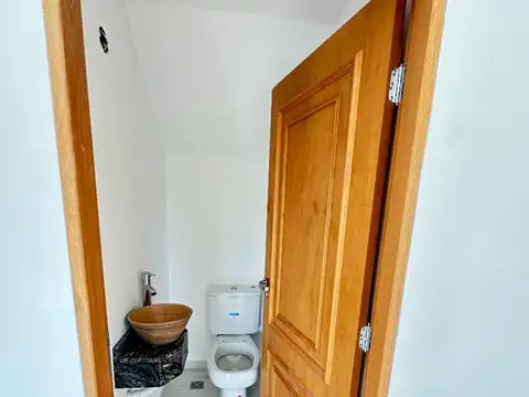 Casa en Alquiler en Puertos - Acacias, USD 1.400