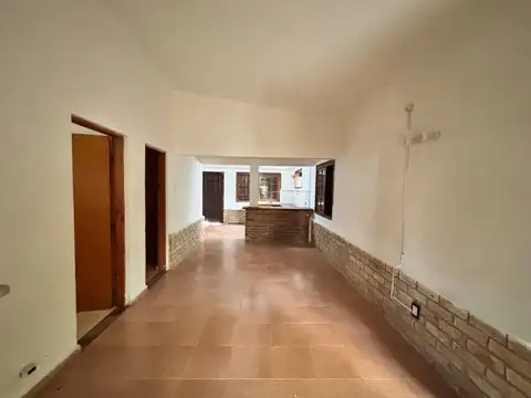 Casa 3 ambientes con 1 baño