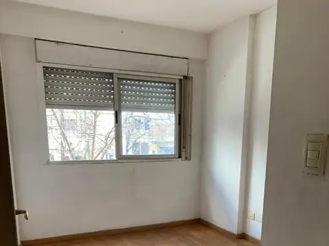 Departamento en Alquiler en Flores, $ 850.000