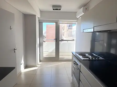Mariscal Antonio José De Sucre 1500, Piso 12°