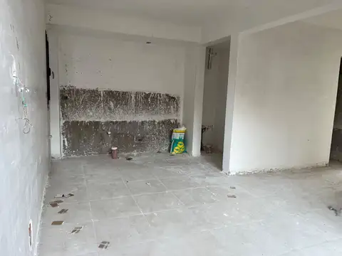 Depto Tipo Casa en Venta en Godoy Cruz, USD 95.000