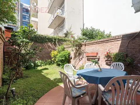 Venta PH de 5 ambientes con dependencia y cochera en Colegiales