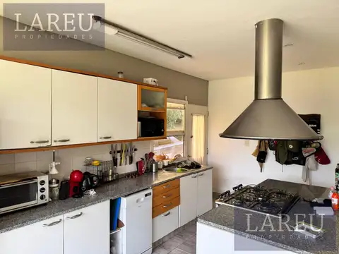 Casa en Galapagos, Pilar