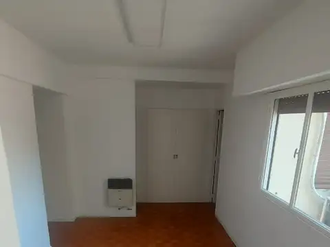 2 AMB. EXCELENTE ESTADO - CON LAVADERO- 35 METROS -