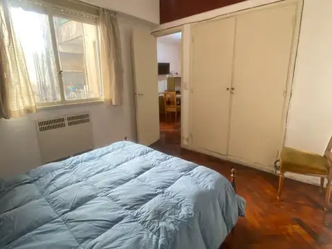 Departamento de 2 amb. luminoso ( a refaccionar)