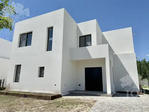 Casa en Venta en Villanueva, USD 310.000