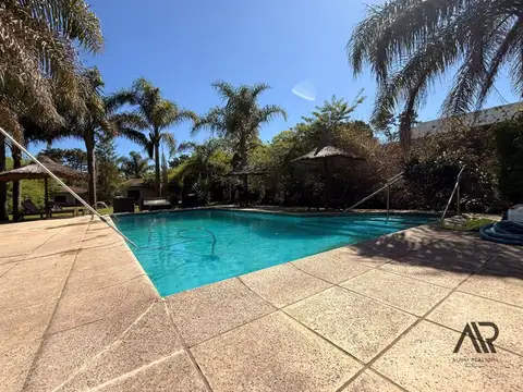 Casa en Venta de 9 dormitorios