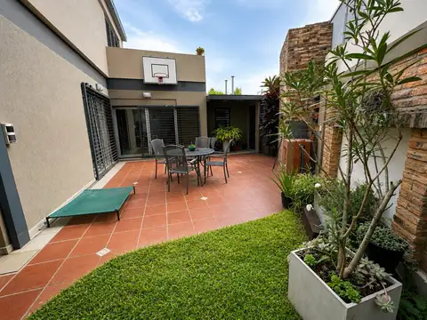 Casa en Venta en Ludueña, USD 220.000