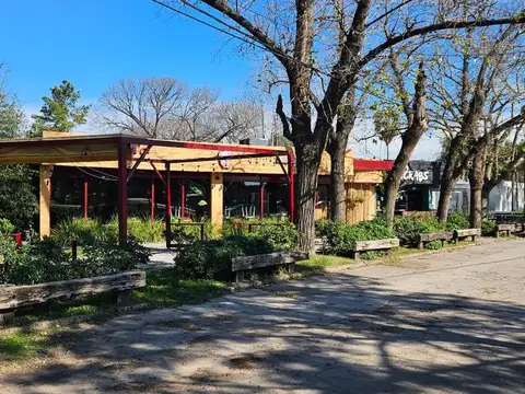 Local en Alquiler en Funes, $ 2.800.000