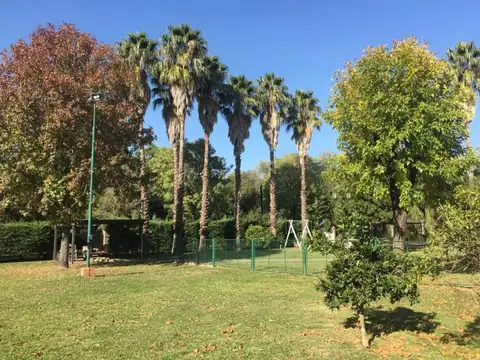 CASA EN VENTA EN BARRIO LOS OLMOS-ROLDAN-