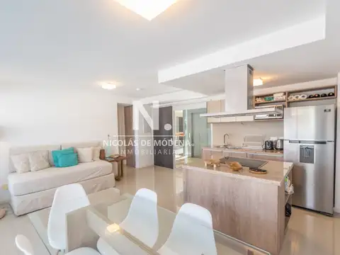 Vende Apartamento de 1 dormitorio en Gala Puerto, Punta del Este