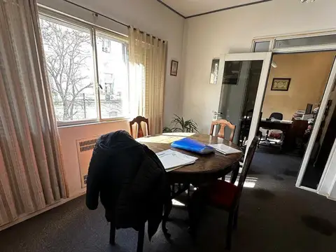 Oficina en Alquiler 70 años